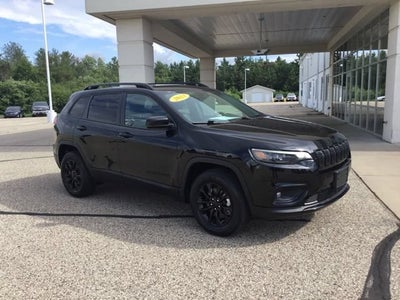2023 Jeep Cherokee Altitude Lux