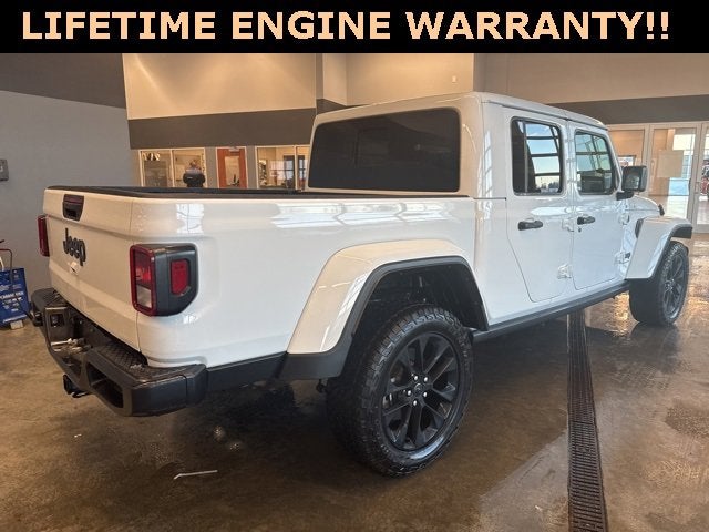 2024 Jeep Gladiator Nighthawk
