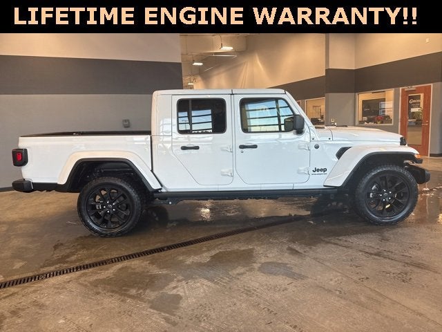 2024 Jeep Gladiator Nighthawk