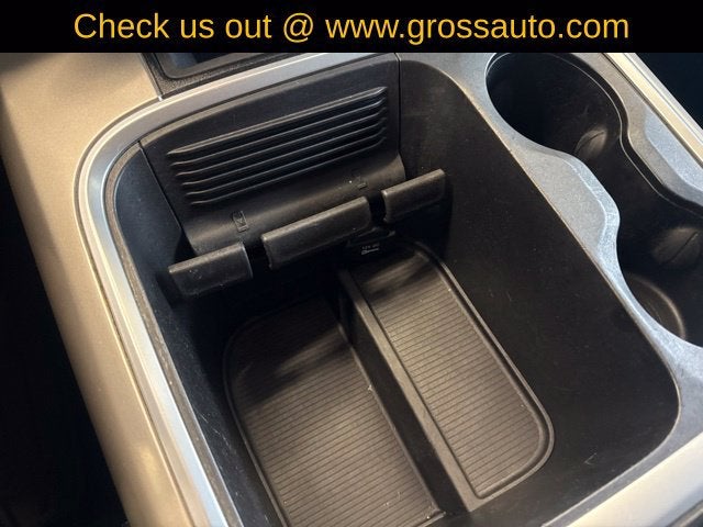 2018 RAM 1500 Big Horn Crew Cab 4x4 5'7" Box