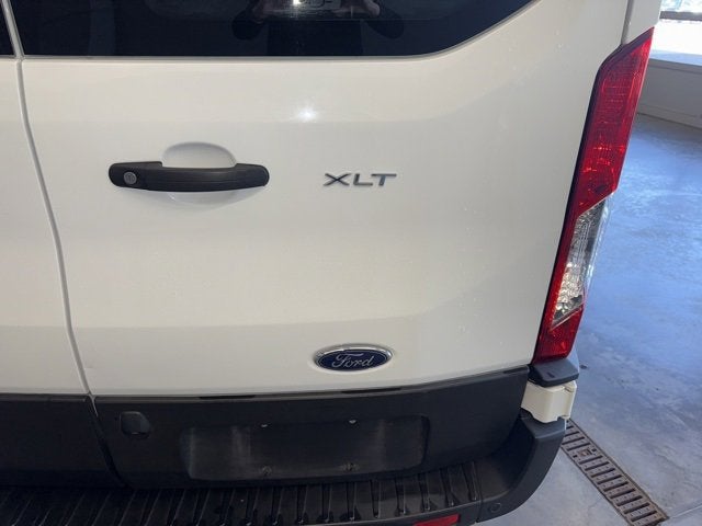 2023 Ford Transit Passenger Wagon XL