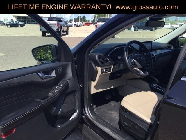2021 Ford Escape Titanium Hybrid