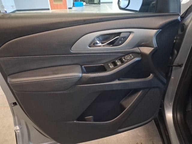 2023 Chevrolet Traverse 2FL