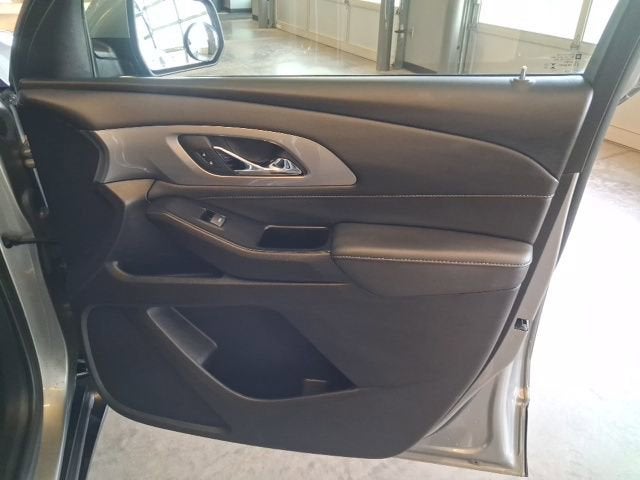 2023 Chevrolet Traverse 2FL