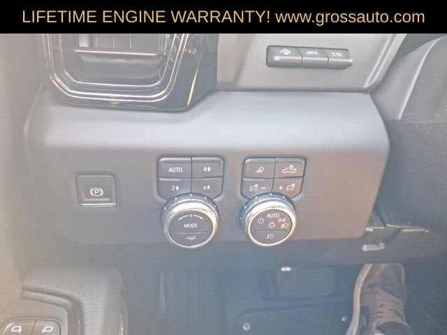 2025 GMC Sierra 3500 HD AT4