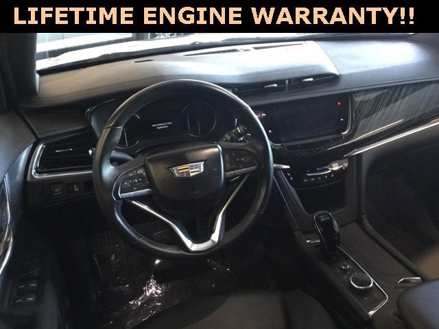 2025 Cadillac XT6 Premium Luxury