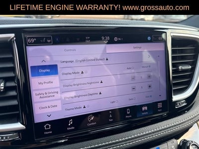 2025 Chrysler Pacifica Limited