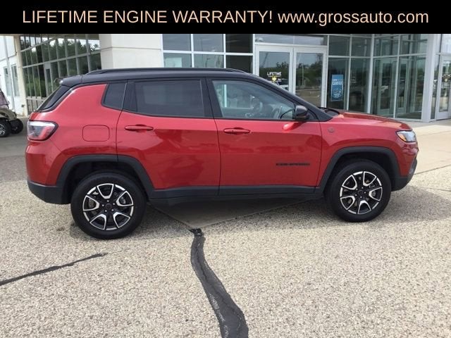 2025 Jeep Compass Trailhawk