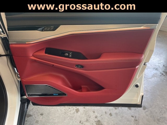 2024 Jeep Wagoneer S Launch Edition