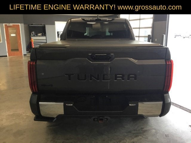 2022 Toyota Tundra 4WD SR5