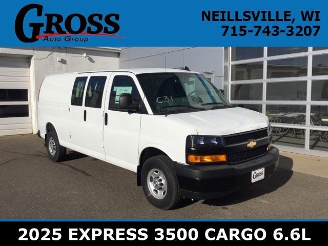 2025 Chevrolet Express Cargo WT