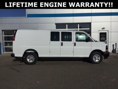 2025 Chevrolet Express Cargo WT
