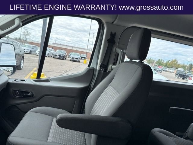 2022 Ford Transit Passenger Wagon XL