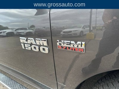 2018 RAM 1500 Big Horn Crew Cab 4x4 5'7" Box