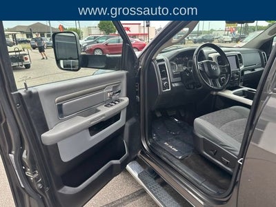 2018 RAM 1500 Big Horn Crew Cab 4x4 5'7" Box
