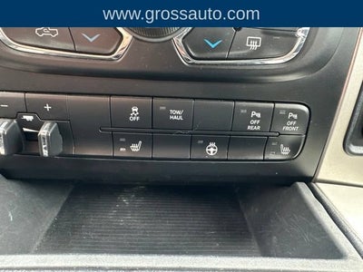 2018 RAM 1500 Big Horn Crew Cab 4x4 5'7" Box