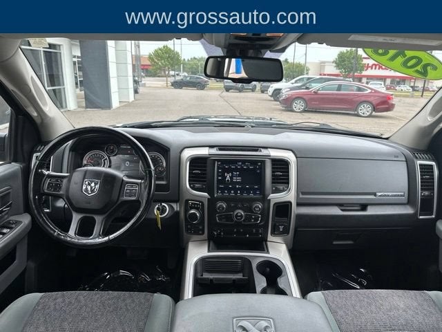 2018 RAM 1500 Big Horn Crew Cab 4x4 5'7" Box