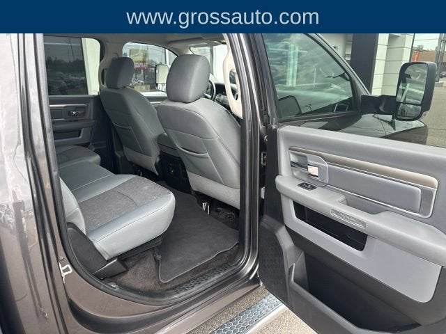 2018 RAM 1500 Big Horn Crew Cab 4x4 5'7" Box