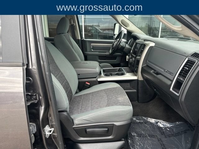 2018 RAM 1500 Big Horn Crew Cab 4x4 5'7" Box