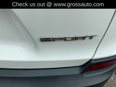 2022 Jeep Cherokee Sport