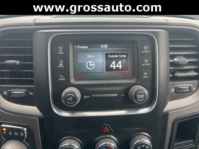 2017 RAM 1500 Express Crew Cab 4x4 5'7' Box