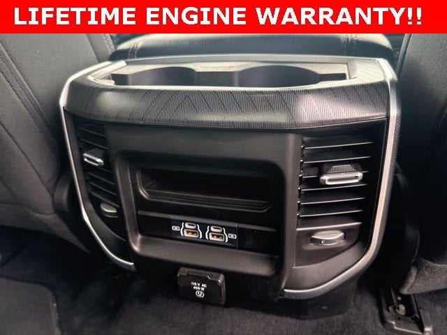 2025 RAM 1500 Big Horn Crew Cab 4x4 5'7' Box