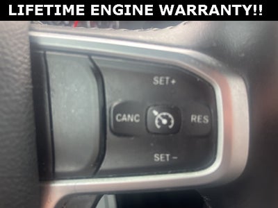 2022 RAM 1500 Big Horn Crew Cab 4x4 5'7' Box