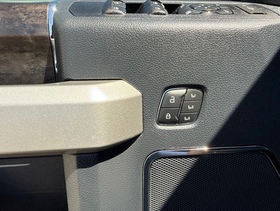 2022 Ford F-350SD Lariat