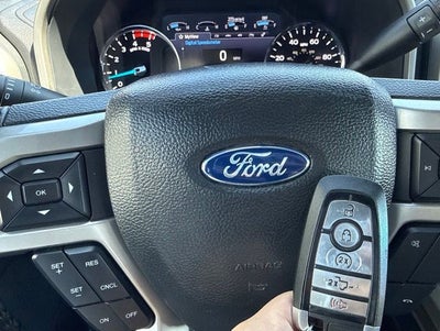 2022 Ford F-350SD Lariat