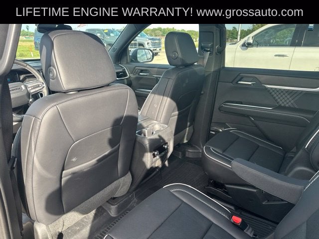 2025 GMC Acadia Denali