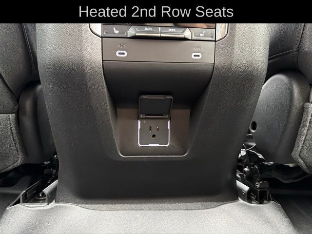 2024 GMC Yukon XL AT4