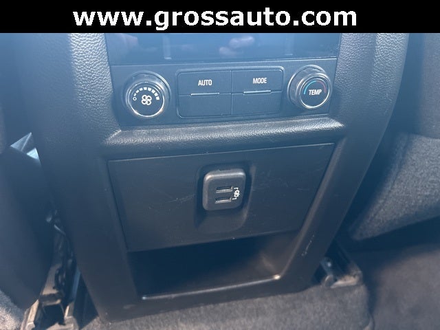 2018 Chevrolet Traverse LT Cloth w/1LT