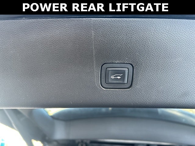 2018 Chevrolet Traverse LT Cloth w/1LT