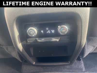 2025 Chevrolet Traverse AWD LT