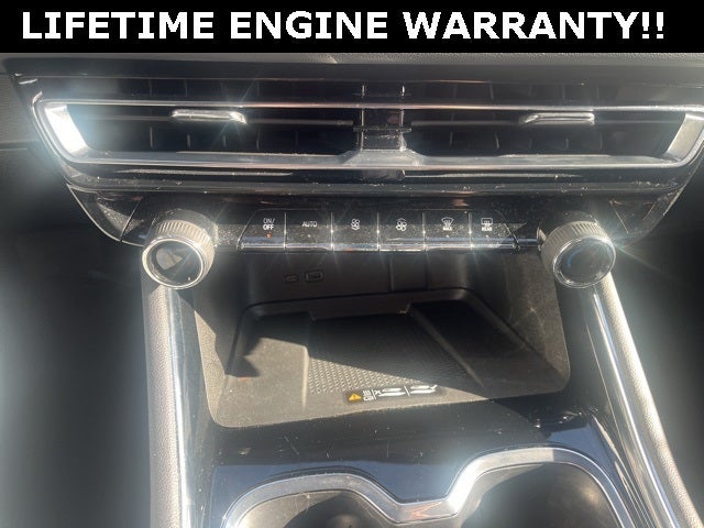 2025 Chevrolet Traverse AWD LT