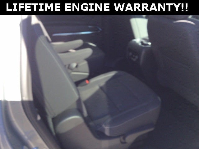 2025 Chevrolet Traverse AWD LT