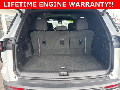 2025 Chevrolet Traverse AWD LT