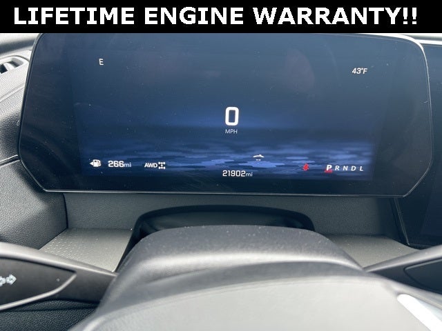 2025 Chevrolet Traverse AWD LT