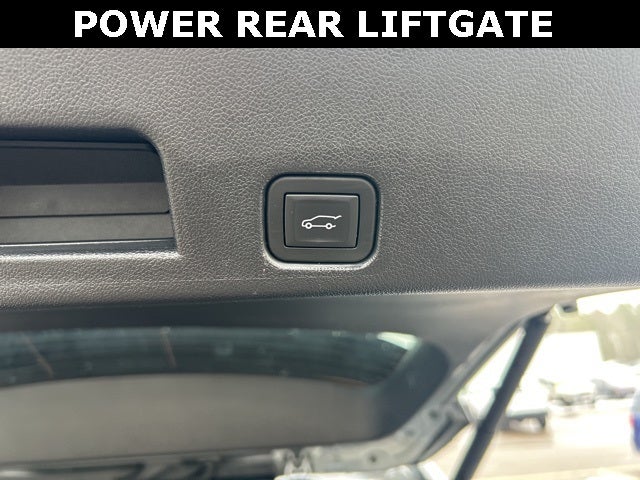 2025 Chevrolet Traverse AWD LT