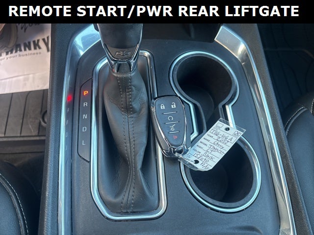 2022 Chevrolet Traverse AWD LT Leather