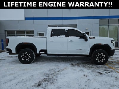 2024 GMC Sierra 2500HD 4WD Crew Cab Standard Bed AT4X