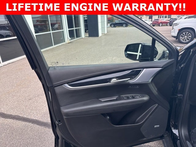 2025 Cadillac XT5 AWD Premium Luxury