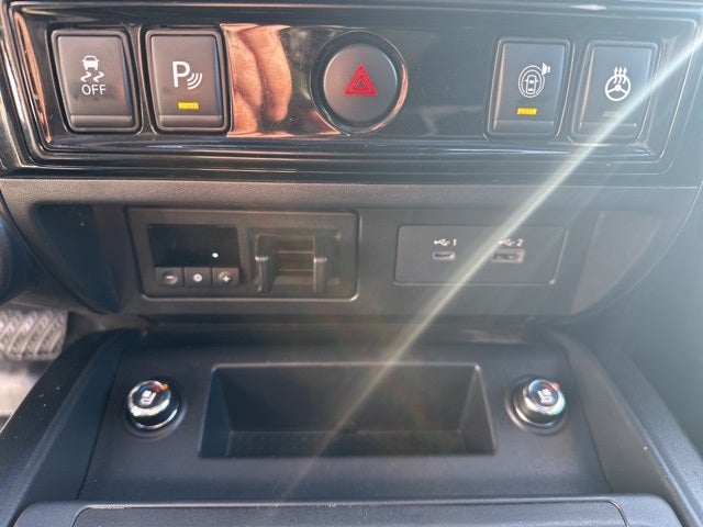 2021 Nissan TITAN Crew Cab PRO-4X 4x4