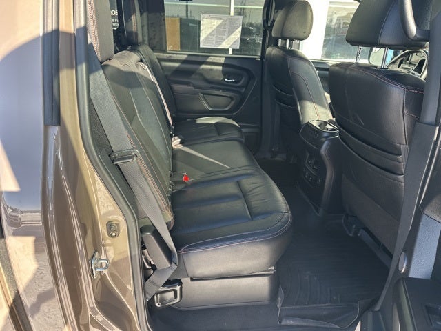 2021 Nissan TITAN Crew Cab PRO-4X 4x4