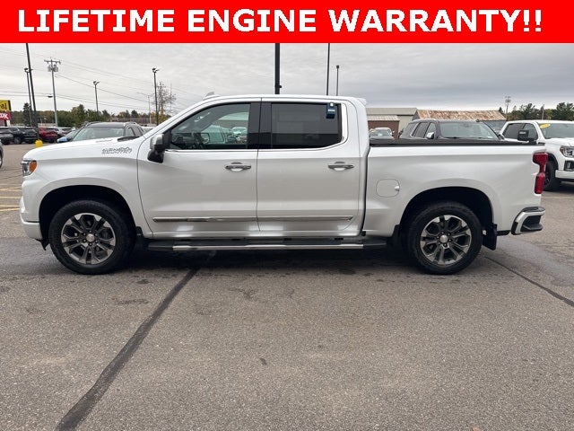 2022 Chevrolet Silverado 1500 4WD Crew Cab Short Bed High Country