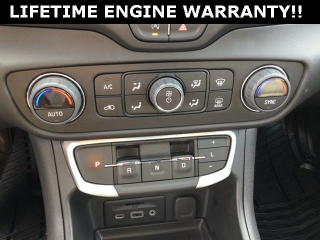 2023 GMC Terrain AWD SLT