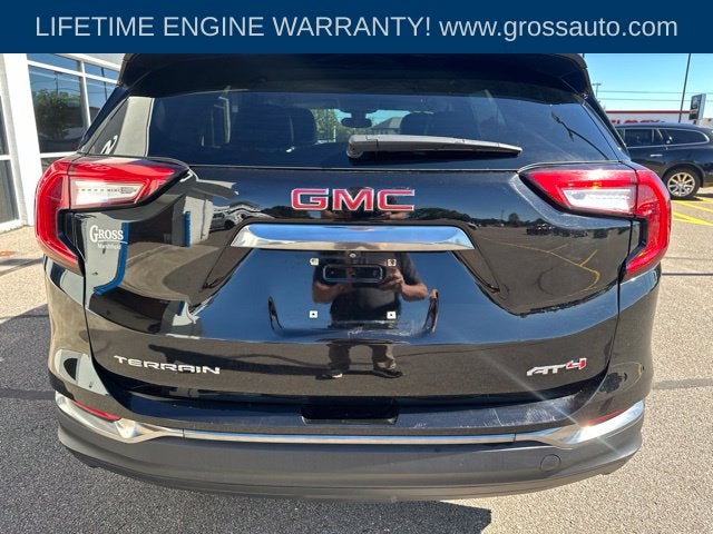 2023 GMC Terrain AT4