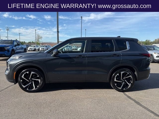 2024 Mitsubishi Outlander SE